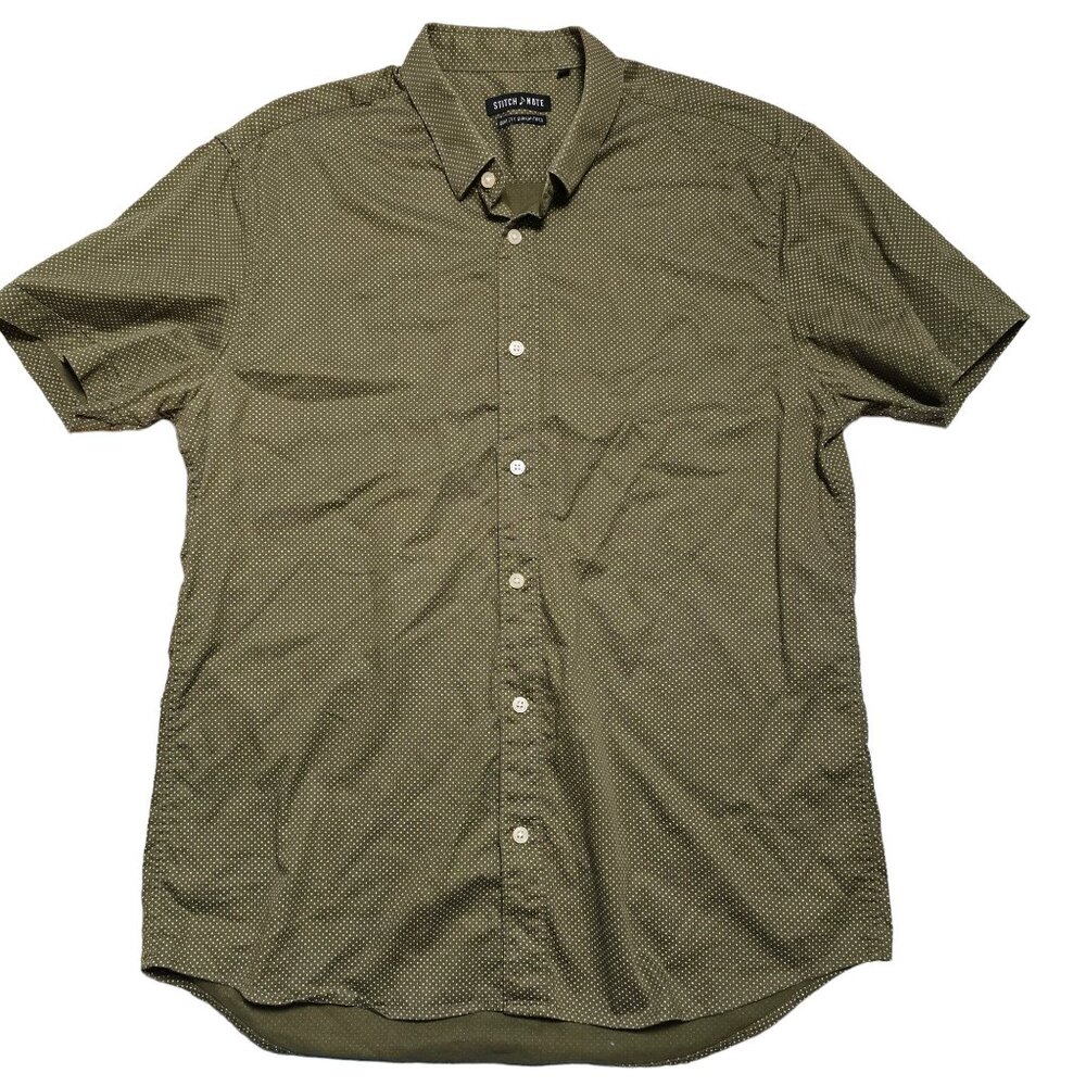 Stitch Note Green Short‎ Sleeve Button Up with White Polka Dots Size L